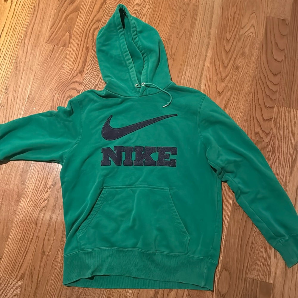 vintage Nike green embroidered hoodie | Medium